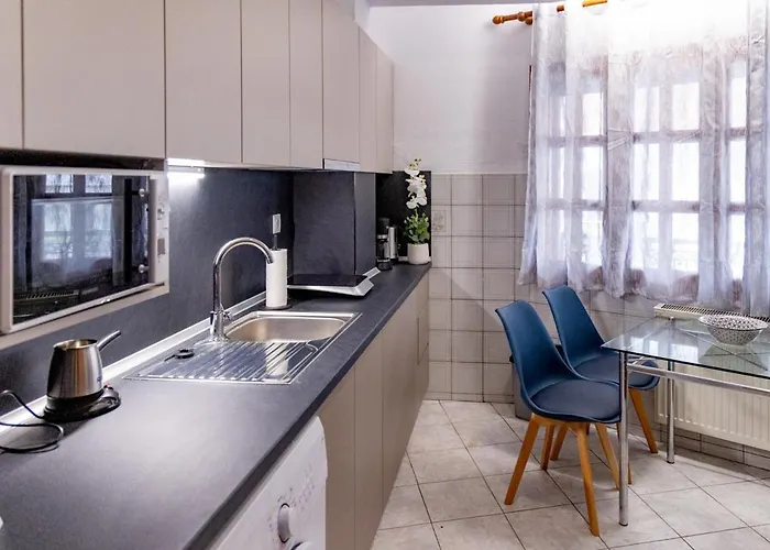 Nyaraló Ango Center Sztavrósz