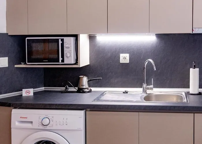 Ango Center Nyaraló Sztavrósz