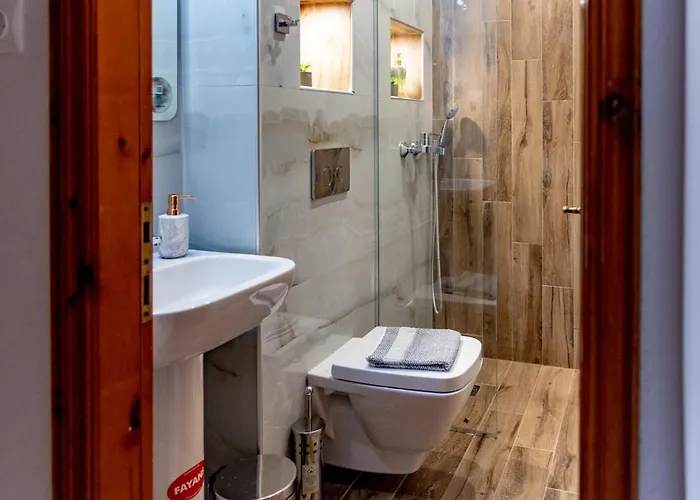 Ango Center Sztavrósz