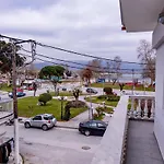 Nyaraló Ango Center Sztavrósz