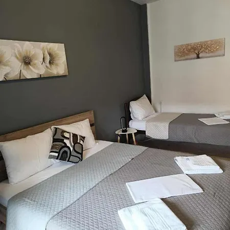 Ango Center Nyaraló Sztavrósz